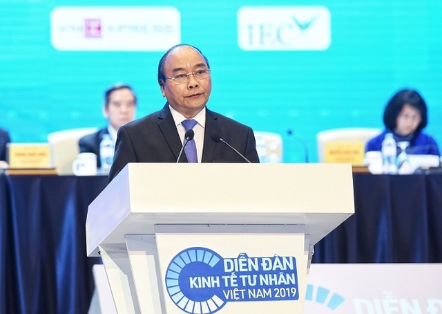 Thủ tướng Nguyễn Xuân Phúc: Nền kinh tế Việt Nam chỉ có thể hùng mạnh khi có những doanh nghiệp với năng lực cạnh tranh toàn cầu!