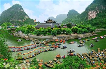 Du xuân đầu năm Kỷ Hợi 2019 cùng Song Nam Group